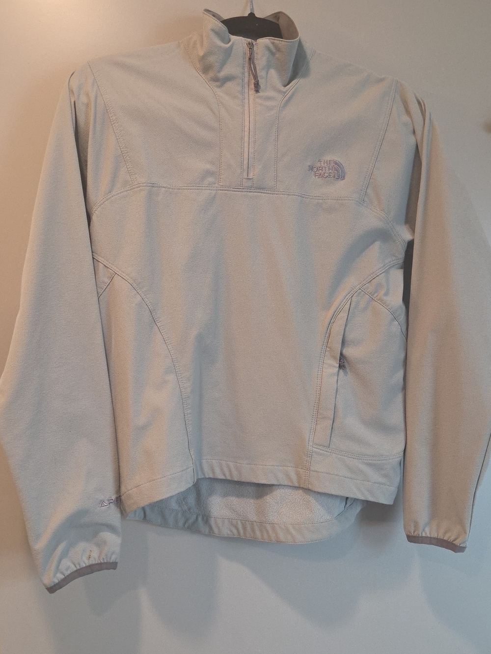 The North Face Light Grey Quarter-Zip Pullover Jacket - Flight Series